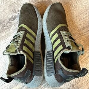 Adidas NMD R1‎ Olive Dark Green Sneakers Womens 9.5 Mens 8.5 UK 8 EU 42